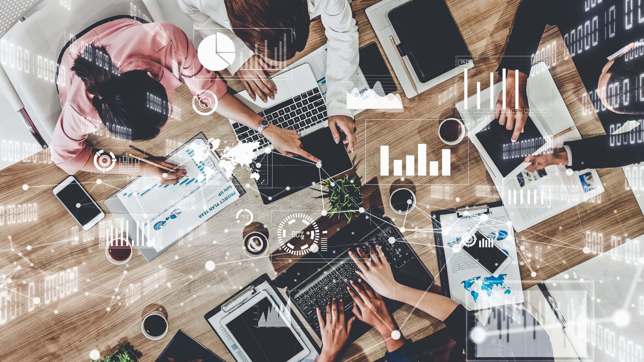 What’s More Effective for Law Firm Growth: In-House or Outsourced Marketing?
